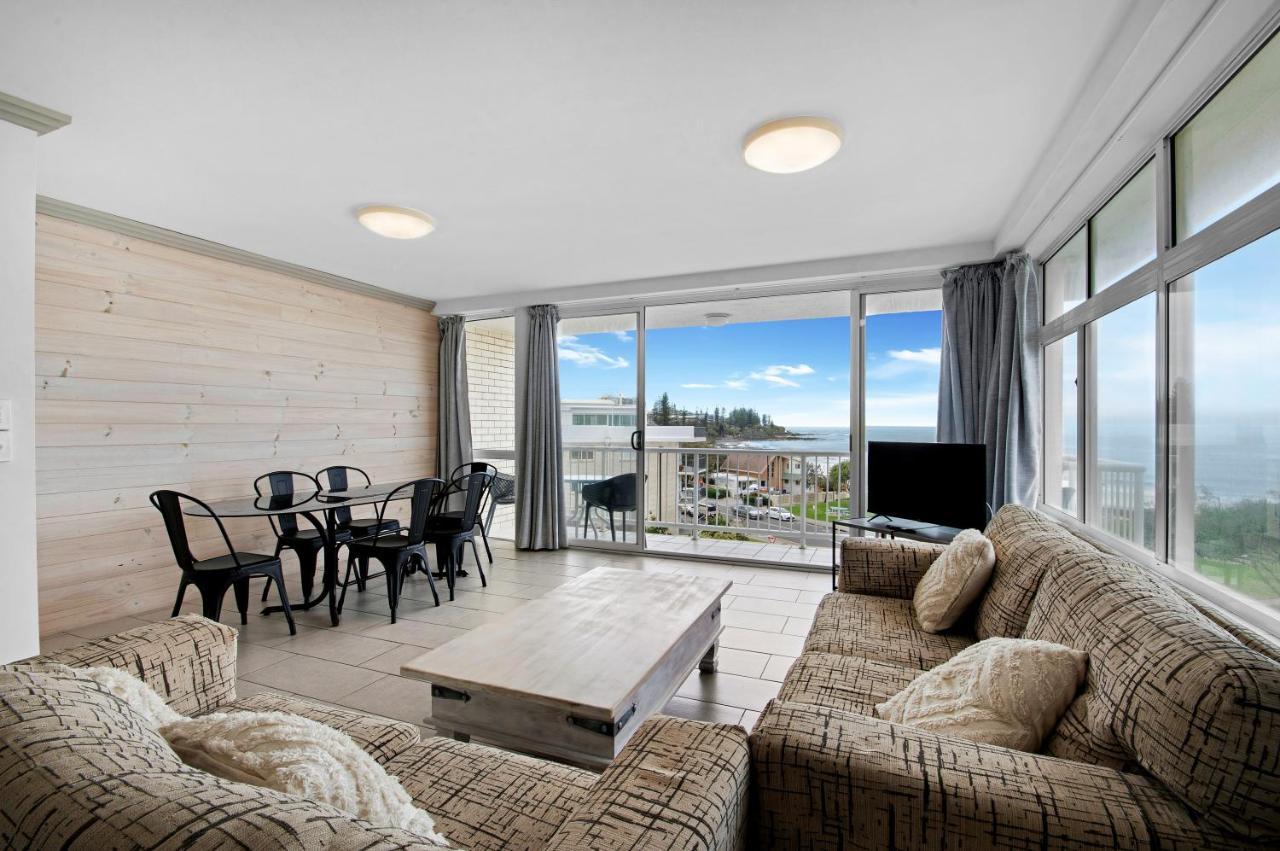 Capeview Apartments - Right On Kings Beach Caloundra Exterior photo